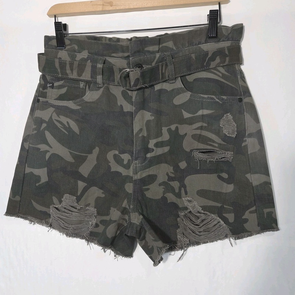 KanCan Camo Print Denim Shorts Women Large Multicolor Excellent Paperbag Waist